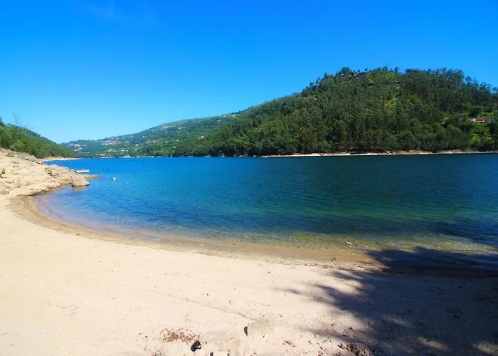 Esquilo - Casas Barca Do Rio - ジェレス