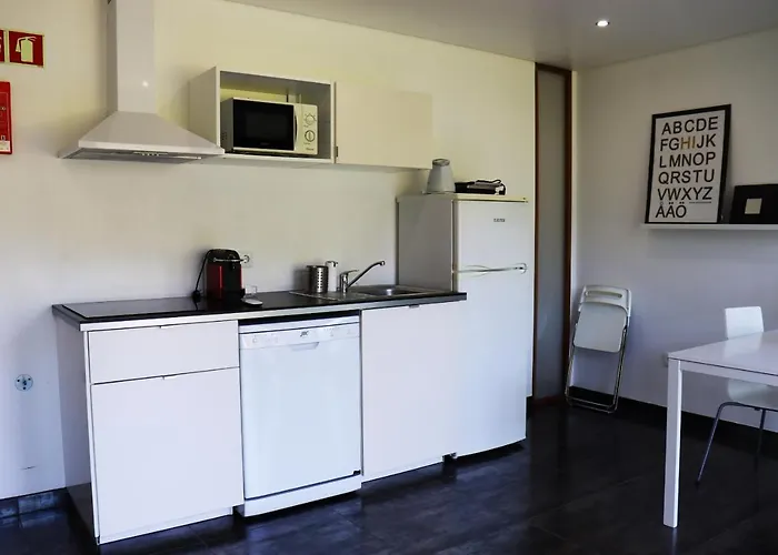 Esquilo - Casas Barca Do Rio -